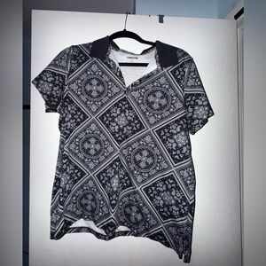 Lands' End Black and White Geometric Button Down Shirt